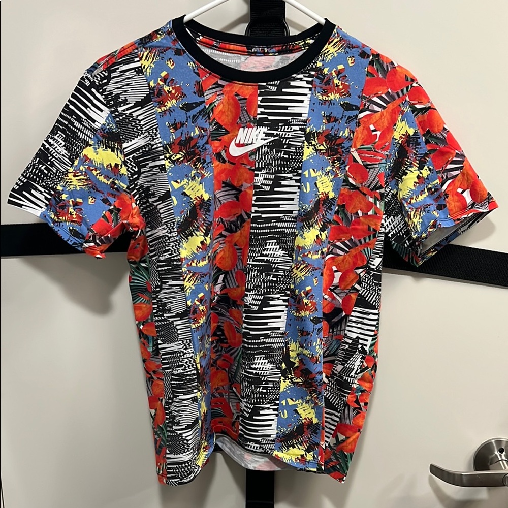 Nike Multicolor Graphic T-Shirt